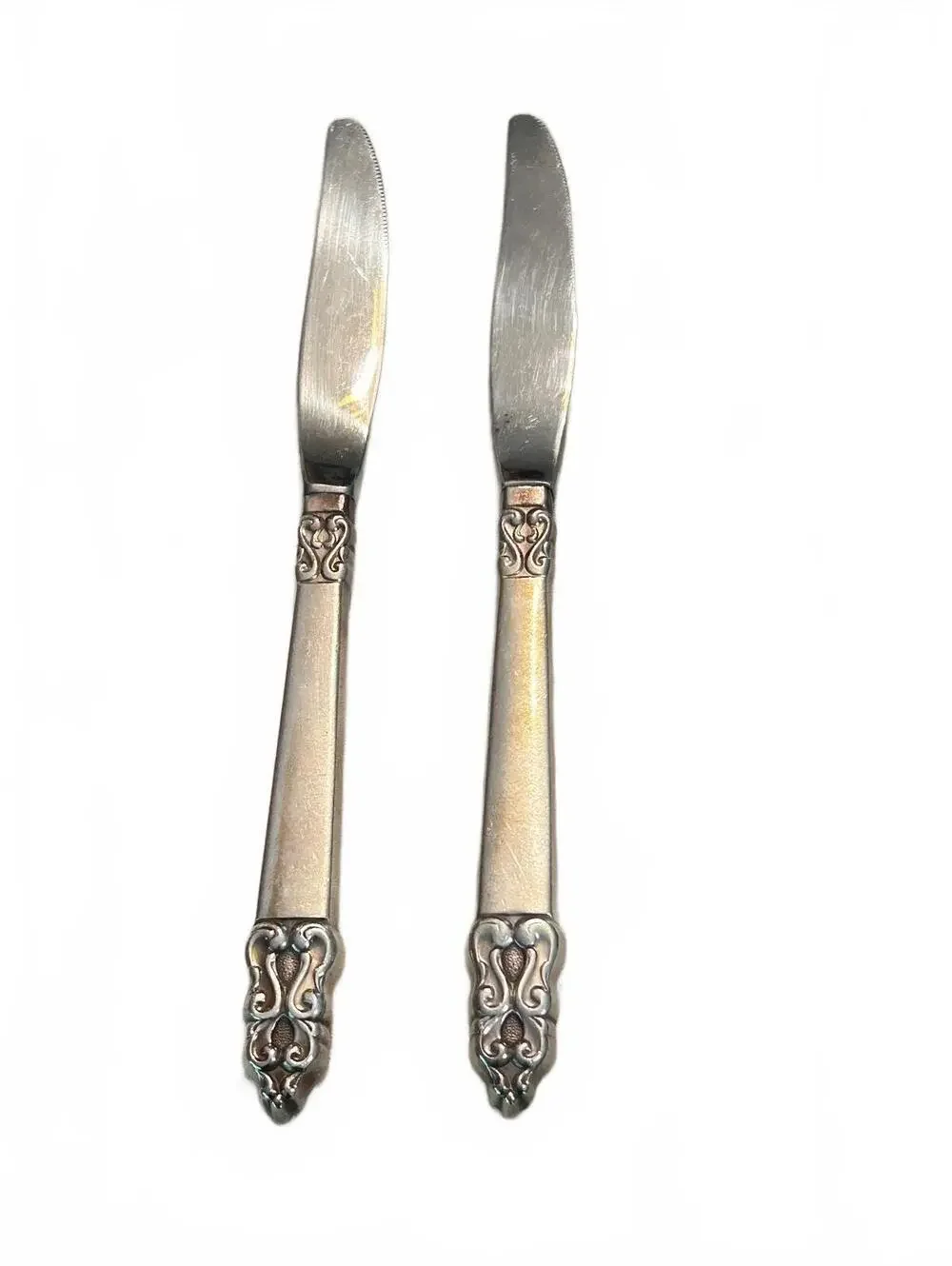 1847 Rogers Bros King Frederik Silverplate Dinner Knives, Set of 2